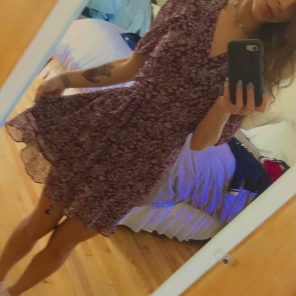 miami Dresses & Skirts - Floral Wrap Dress